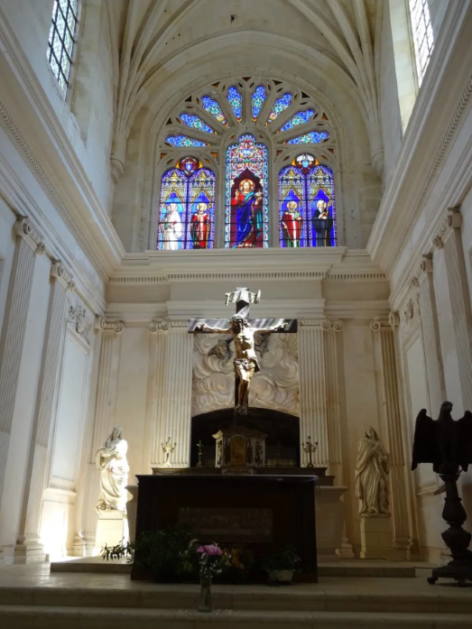 L'eglise Saint-Julien Nouaillé-Maupertuis